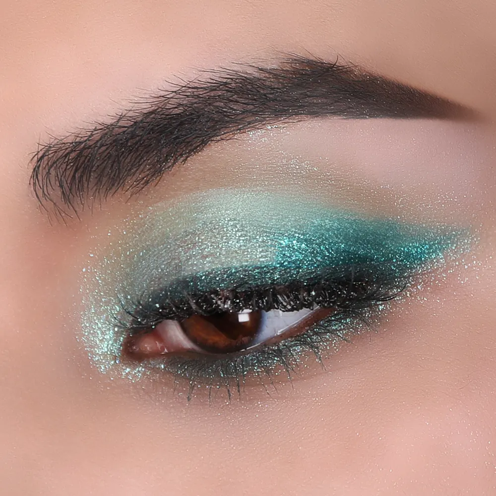 Sombras*Moira 10 Aquamarine Chroma Light Shadow
