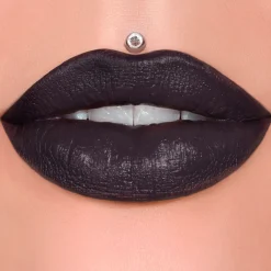 Labiales*Jeffree Star Cosmetics Velvet Trap Trench Coat